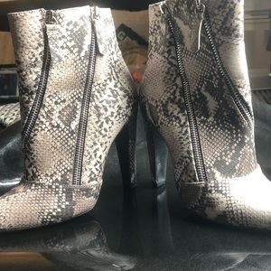 Snakeskin size 7 Booties - barely worn!